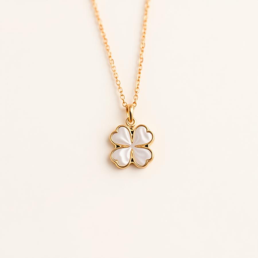 Aurora Clover Pendant Necklace